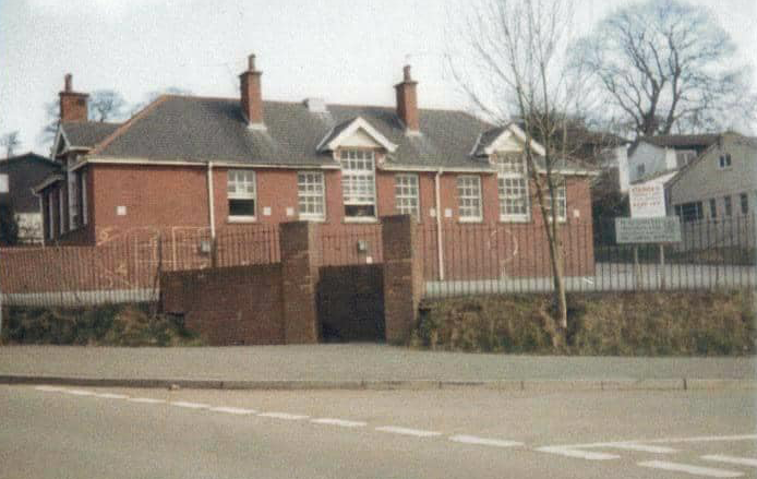 Old-Undy-School-and-Memorial-Hall